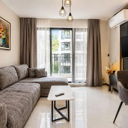 Diamond Casa 3 With Paid Private Parking דירה *